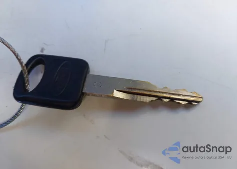 2003 Ford F-250 Xl/Xlt z USA, uszkodzony, nr VIN 1FTNF20L43ED70188